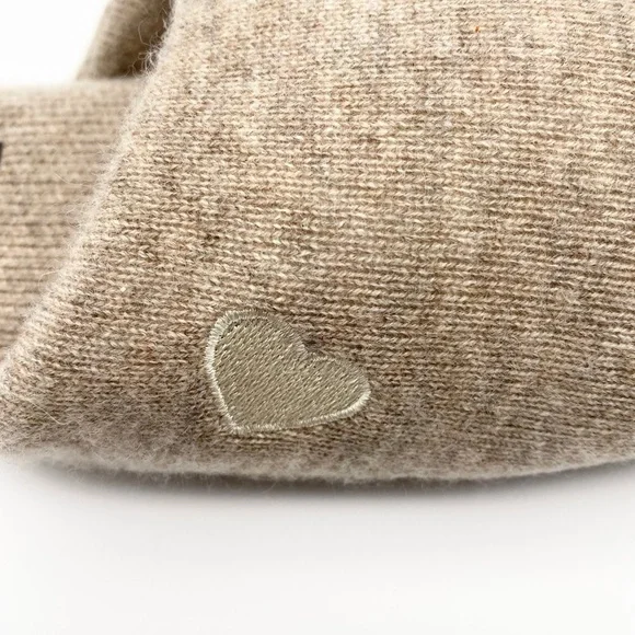 NakedCashmere Love Mule Slipper In Oat Large 9/10 NWT